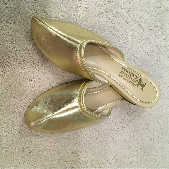 Shoes | Gold Flats | Poshmark